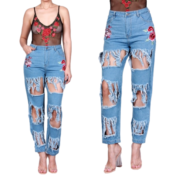 Rose Appliqué Distressed Skinny Denim Jeans - Picture 2 of 10